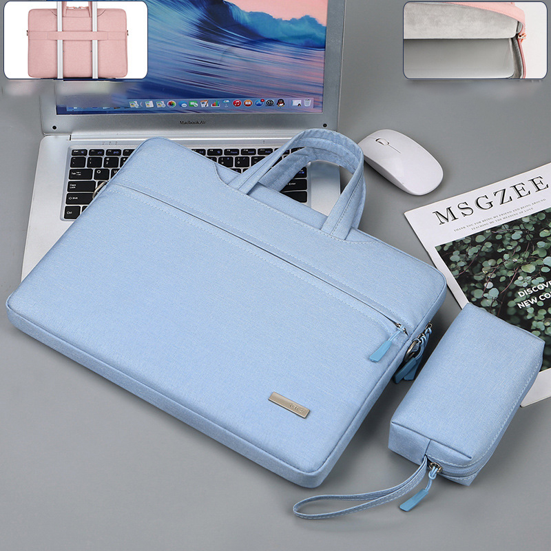 Bleu clair avec un petit sac