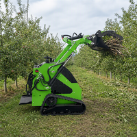 Mini-chargeuse électrique sur chenilles compacte pour l'agriculture et la construction, zéro émission, avec plateforme de travail