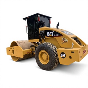 Rouleau compresseur d'occasion CAT CS-683E, modèle 2023, équipement de construction, 0-2000 heures, 18800 kg, pour le compactage routier - Product Image 1