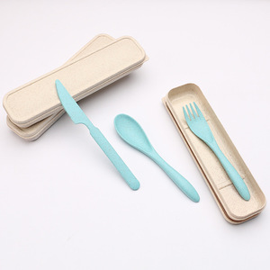 Vendedor superior, cuchara de paja de trigo de plástico sostenible biodegradable y tenedor, cuchillo, juego de <span class=keywords><strong>cubiertos</strong></span>, caja - Product Image 3