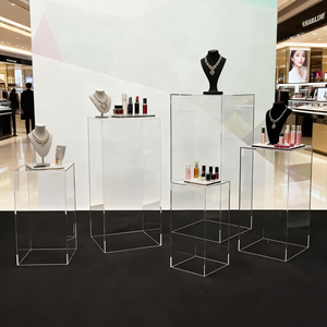 AURORA - Soporte de Exhibición Acrílico Transparente Personalizable, Pedestal Cuadrado, Plataforma Cúbica para Fácil Instalación, Ideal para Postres - Product Image 1