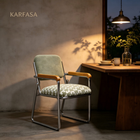 Fauteuil cantilever moderne du milieu du siècle, structure chromée, tissu à motifs vert sauge, accoudoirs en bois pour salon, bureau, café