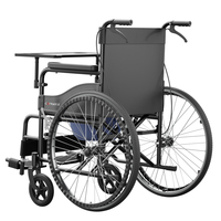 Fauteuil roulant pliable en acier au carbone, pneus solides résistants à l'usure de 24 pouces et coussin de siège en cuir imperméable, cadre en acier au carbone et frein à main