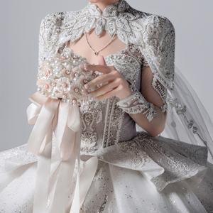 Abito <span class=keywords><strong>da</strong></span> Sposa Elegante di Alta Qualità, Moderno, a Maniche Lunghe, con Perline, Linea ad A, Scollo a V, Strascico, Lavorazione Artigianale Elaborata, Taglia <span class=keywords><strong>XL</strong></span> - Product Image 3