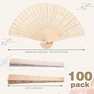 Abanico de mano de madera Abanico DE BODA Abanico plegable de madera de sándalo Abanicos de mano personales plegables de madera - Product Image 1