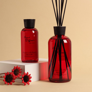 Alta Qualidade Eco-Friendly Indoor Personalizado Luxo 500ml 1000ml Fragrância Garrafa De Vidro Vermelho Decoração Para Casa Reed Difusor - Product Image 4