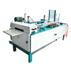 Haute efficacité 380V 2*4KW moteurs scie horizontale à quatre côtés scie à panneau pour couper des planches de 550x300mm - Product Image 3