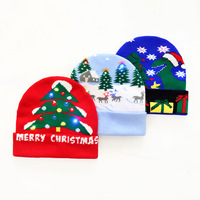 Nouveau Bonnet Lumineux de Noël Bestseller Transfrontalier 100% Acrylique Jacquard Motif Sapin de Noël Renne Boîte Cadeau Bouton