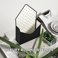 Boîte cadeau de luxe en carton recyclé noir de type enveloppe avec motif floral pour cadre photo de la Saint-Valentin