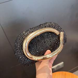 Bolso de Noche Clásico de Moda Europeo-Americana, Tipo Clutch, Acrílico y Poliéster, Asa Metálica Retro, Incrustado con Diamantes - Product Image 6