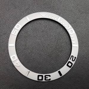 SPARKTIME Lunette de montre étanche en céramique haute dureté 38mm 6 couleurs disponibles Personnalisation OEM Montre pour homme - Product Image 5