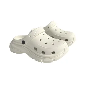 Chaussure blanche sabot pour infirmière design original vente en gros de chaussures d'allaitement unisexes à semelle plate EVA chaussures d'allaitement antidérapantes pour infirmières d'hôpital
