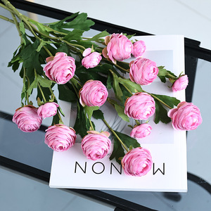 Nouvelles <span class=keywords><strong>roses</strong></span> artificielles en soie à 3 têtes, style lotus, pour Noël, Nouvel An, la Saint-Valentin, la remise des diplômes, les mariages, Pâques et la décoration <span class=keywords><strong>de</strong></span> table - Product Image 3