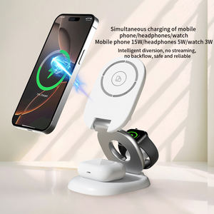 แท่น<span class=keywords><strong>ชาร์จ</strong></span>ไร้<span class=keywords><strong>สาย</strong></span>แม่เหล็กแบบพับได้ 3 in 1 สำหรับ<span class=keywords><strong>โทรศัพท์</strong></span>มือถือ <span class=keywords><strong>ชาร์จ</strong></span>เร็ว 15w สำหรับเดสก์ท็อป ผลิตโดยผู้ผลิต OEM - Product Image 3