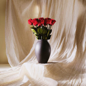 2025 Saint Valentin Cadeau <span class=keywords><strong>Fleur</strong></span> Éternelle Avec Tige Vénus <span class=keywords><strong>Fleur</strong></span> Nouveau Produit Logo Personnalisé Coloré Infini Préservé Rose <span class=keywords><strong>Bouquet</strong></span> - Product Image 4