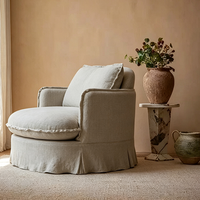 Fauteuils d'appoint de luxe pour la maison, avec jupe à volants, assise profonde et housse en lin entièrement amovible, pour salon et villa