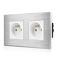 Prise murale électrique française mécanique Touchmi Classic Black Frame, cadre noir, aluminium haut de gamme, norme européenne.