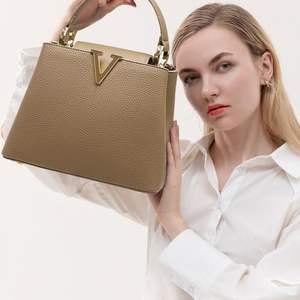 Sacs pour femmes en gros directement de l'usine, sacs à bandoulière en cuir pour femmes, sacs fourre-tout de créateur pour femmes - Product Image 2