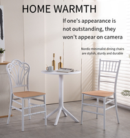 Chaises de salle à manger en plastique empilables extensibles modernes minimalistes blanches en PP bon marché en gros pour la maison, le bar, le bureau à domicile, la salle à manger