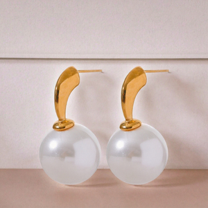 Pendientes de Aro con Perlas Naturales de Agua Dulce, Resistentes al Óxido, Chapados en Oro de 18K, Acero Inoxidable de Grado Médico 316L, Pendientes de Titanio a la Moda - Product Image 2