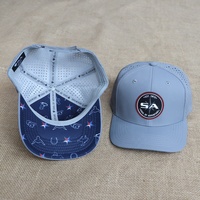 Casquettes de golf personnalisées de haute qualité à 6 panneaux avec logo en caoutchouc, trous perforés au laser, vente chaude, casquettes snapback pour hommes pour le sport de plein air et la randonnée