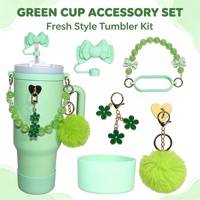 Accessoires pour gobelets : Ensemble 7-en-1 avec chaîne de gobelet, paille décorative en forme de cœur et base de protection – Cadeaux mignons pour décorer les tasses