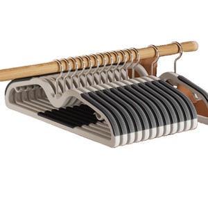Cintre court pour vêtements, gain de place, antidérapant, sans trace, design étroit, organisateur de vêtements en métal - Product Image 2