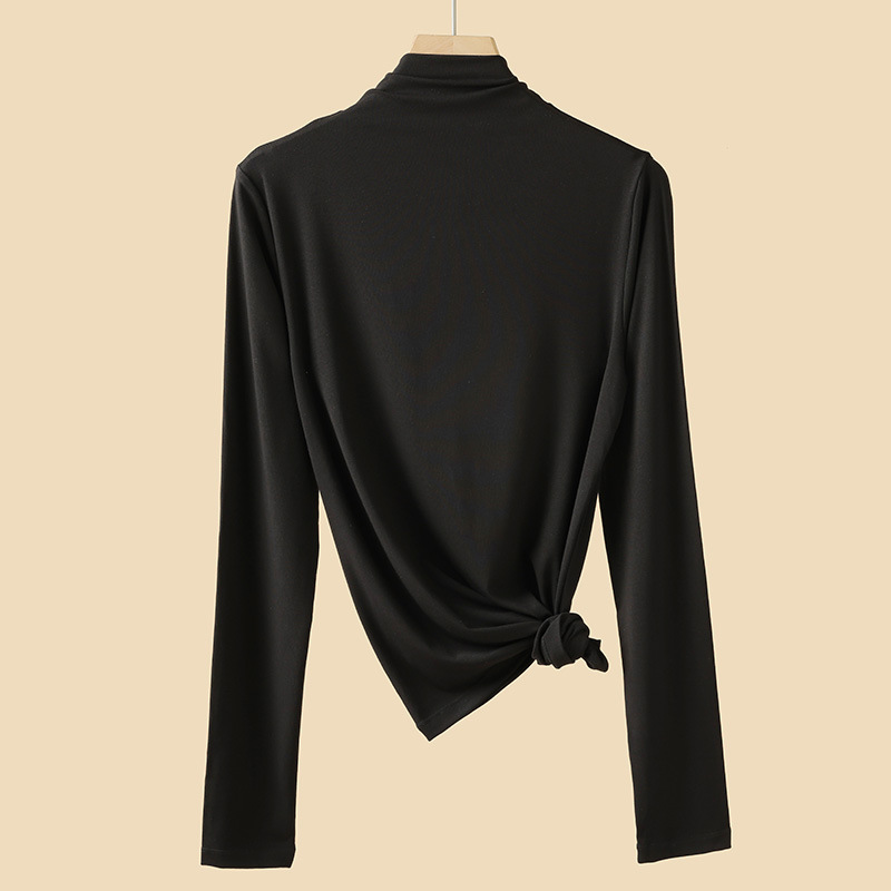 Medio cuello alto negro