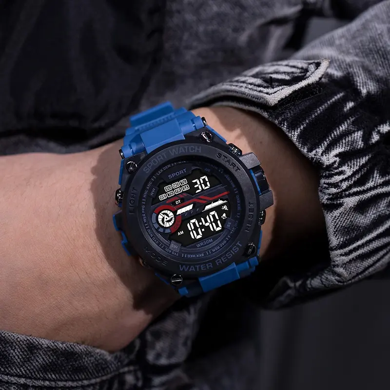 Nouvelle arrivée W23971 montre de sport en plein air pour hommes à la mode multi-fonctionnelle alarme lumineuse chronométrage montre électronique numérique