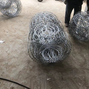 Fil de fer <span class=keywords><strong>barbelé</strong></span> galvanisé à chaud, tension 10 kg, durable, respectueux de l'environnement, pour clôture de construction, protection renforcée - Product Image 2