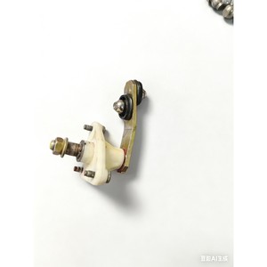 Nissan Wiper Linkage Lever Triangular <b>Bracket</b> <b>Plastic</b> Seat Sk23 White Engineering <b>Plastics</b> For X Trail Teana Tiida Bluebird - Product Image 4