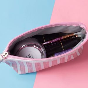 Bolsa de Cosméticos para Lápiz Labial a Precio Económico, Elegante Bolsa de Aseo con Rayas, Bolsa de Maquillaje Mini de Poliéster con Cierre para Damas, Logotipo Personalizado - Product Image 4