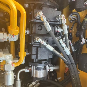 Cargadora Compacta LIUGONG 335C Nueva de Alta Calidad, Máquina de Construcción para Trabajos Agrícolas, Manipulación en Interiores, Demolición Ligera, con Certificación EPA y CE - Product Image 5