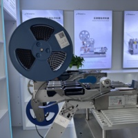 Machine de pose et de retrait de ruban et de récupération de déchets, avec alimentation et rembobinage, contrôlée par PLC