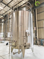 Cuve de fermentation en acier inoxydable pour vin rouge avec pompe intégrée et enveloppe de refroidissement pour cave à vin
