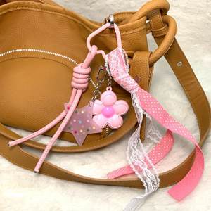 Оптовые брелоки-шнурки серии MIU в корейском стиле из тканого сплава, высококачественные подвески для телефона, аксессуары для сумок, новые аниме-игрушки в наличии - Product Image 3