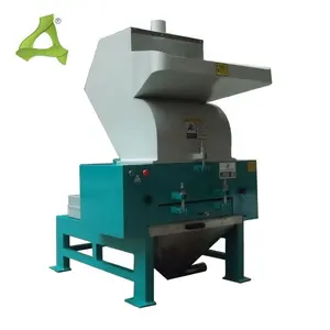 Recycled Wood Plastic Crusher/Plastic Crushing Machine with Dust Extraction and Triangle Discharge Port