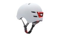 Casque de vélo électrique élégant et sûr OEM/ODM avec feux de signalisation LED avant et arrière, résistant aux chocs, homologué CE EN1078