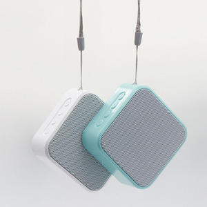 2020 nouveau <span class=keywords><strong>A70</strong></span> Matériel Sans Fil Haut-Parleur Bluetooth Prend En Charge la Carte TF Mp3 Lecteur Mini Ordinateur Subwoofer Portatif Mp3 Joueur - Product Image 2