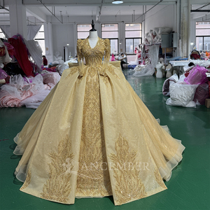 ชุดราตรีออกงานปาร์ตี้ทรงบอลกาวน์ คอวี สีทองวิ้ง รุ่น Jancember XS192 สำหรับผู้หญิง - Product Image 1