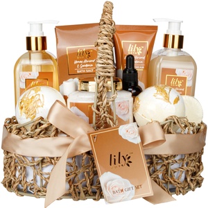 Coffret Cadeau de Luxe Personnalisé pour le Bain et le Spa – Ensemble Bain et Corps avec Lotion, Sel de Bain, Huile à <span class=keywords><strong>Barbe</strong></span>, Shampoing et <span class=keywords><strong>Gel</strong></span> Douche pour Festivals - Product Image 1