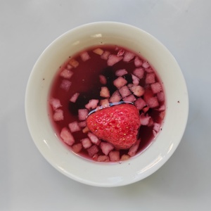 Té de Hierbas con Frutas Secas Mixtas Naturales, Rosell con Granos de Uva Negra, Arándano y Fresa, Sin Aditivos - Product Image 4