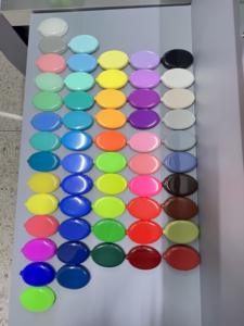 Monedero ovalado para apretar en blanco de goma de Pvc con logotipo personalizado con llavero para bolso y regalo de Promoción Comercial - Product Image 2