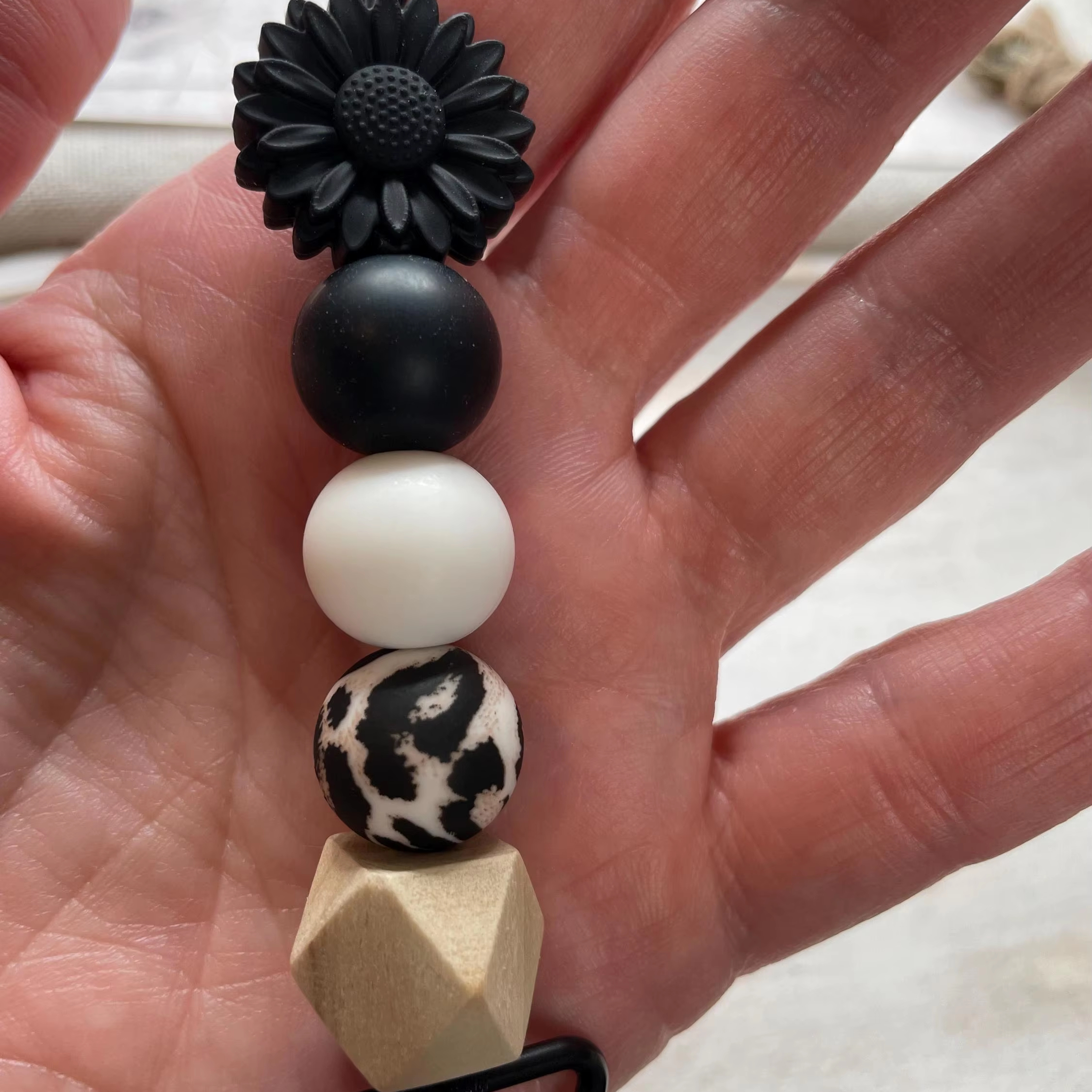 Customized Personalized Boho Rainbow Daisy Silicone Beaded Teacher Lanyard ID Badge Holder Teacher Appreciation Gift Image 3