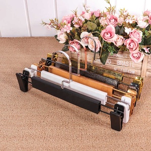 Clip per <span class=keywords><strong>pantaloni</strong></span> senza cuciture per la casa dei <span class=keywords><strong>pantaloni</strong></span> da <span class=keywords><strong>donna</strong></span> per sostenere e appendere la Clip di biancheria intima - Product Image 2