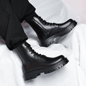 Bottes de <span class=keywords><strong>moto</strong></span> de vêtements de travail noirs de style britannique bottes de chaussures à semelles épaisses européennes et américaines pour hommes - Product Image 1