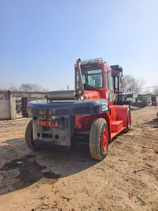 Nearly New 3-ton Heli Diesel Forklift <b>Model</b> H2000 10Ton Forklift with Three Stage Mast Hydraulic Side Shift Solid Tire 4 - Product Image 5