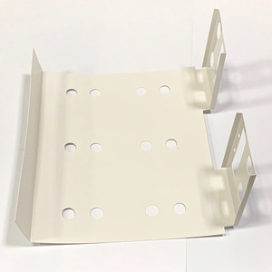 Feuille de polypropylène ignifuge blanche, découpée par estampage, pour isolation d'équipements électriques industriels - Product Image 2