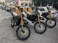 2026 Yeni Surron Ultra Bee 21kw Güçlü Elektrikli Arazi Motosikleti Büyük Torklu
