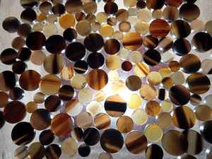 Botones de Asta de Búfalo HA Artesanías de Alta Calidad Tamaños y Colores Personalizables Decoración con Lentejuelas Uso en Prendas de Moda Jeans - Product Image 6